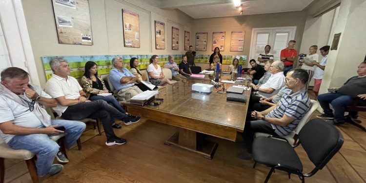 Jorge Alvaro participó de la comisión de Medio Ambiente del HCD