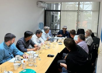 La Federación de Guardavidas se reunió con el Ministro de Trabajo provincial