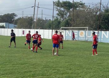 Se jugaron varios amistosos con vistas al comienzo del fútbol local