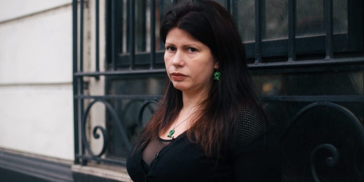 La escritora Dolores Reyes dará una charla en Plaza Dardo Rocha en el Día de la Mujer.