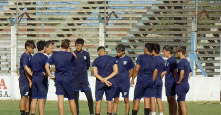 Ganó Rivadavia e igualaron Villa Diaz Velez con Ministerio