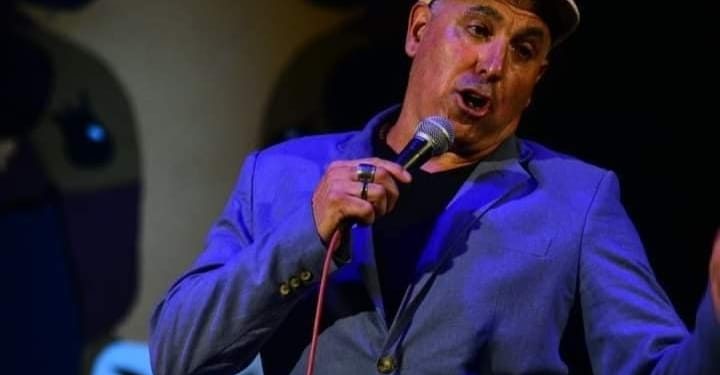 Miguel Merlo, un cantante local con el Tango en la sangre y un progreso permanente que ya no sorprende.