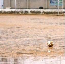 Por el clima, se suspendió el comienzo del fútbol local . Qué pasa con los partidos de mañana?