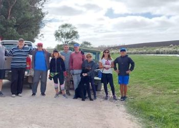 Vecinos limpiaron el Río en una jornada recreativa y solidaria