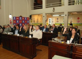 En la Banca Abierta se abordó el tema de la salud en el Hospital Irurzun.