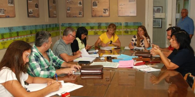 La Comisión de Transporte evaluó esta mañana tema remises.