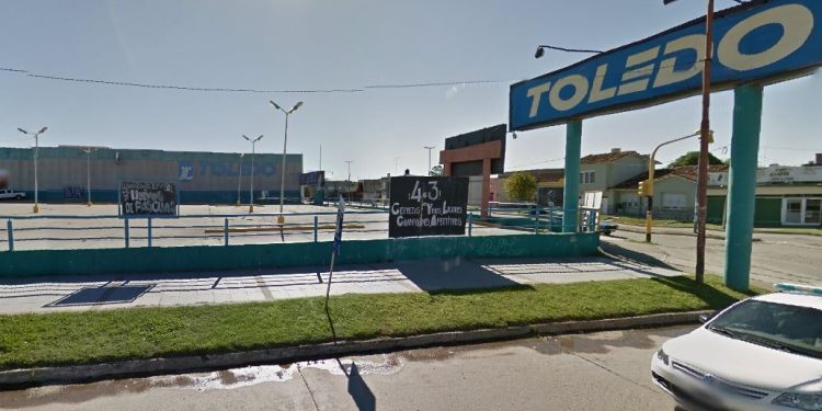 Tras los reclamos de mercantiles, Toledo pagó los sueldos