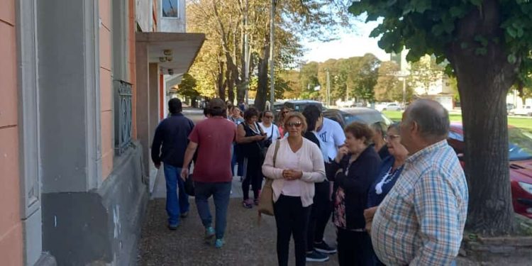  El Club de Leones hace una gran Feria de Ropa para ayudar a combatir la ceguera infantil