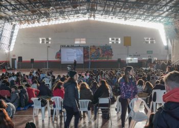 El Archivo de la Memoria Municipal presente en una jornada de estudiantes con la proyección de «Argentina, 1985»