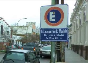 El estacionamiento medido sube a 100 pesos desde la semana próxima