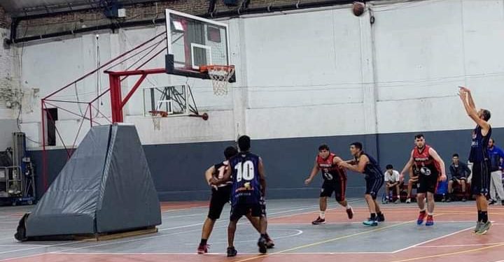 Basquet: En finales cerrados ganaron Centro Vasco e Independiente
