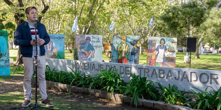 Acto por el 1° de Mayo: “No hay forma de salir adelante y lograr los objetivos si no se hace en conjunto con los trabajadores”