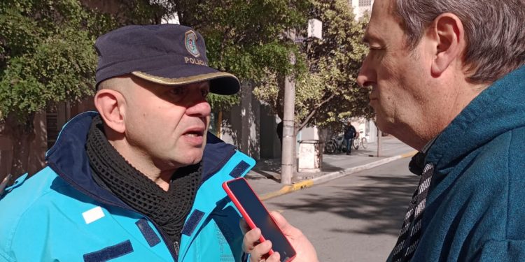 Martin Urrestarazu “A partir de hoy y con la llegada de estos nuevos móviles, la gente va a ver más presencia policial en las calles de Necochea”