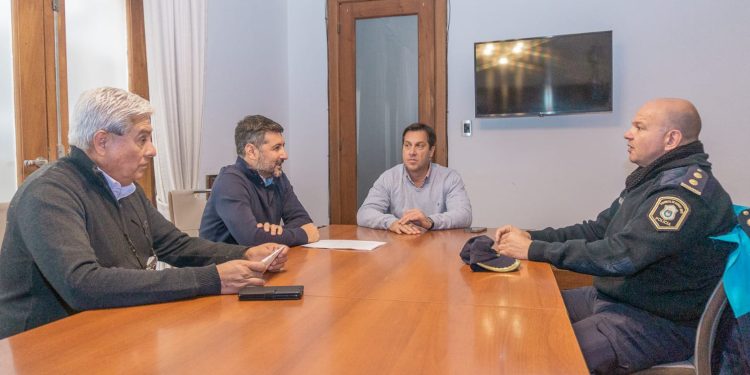 Angel Vázquez “La llegada de móviles y el Centro de Monitoreo, le va a traer mucha tranquilidad a los vecinos”