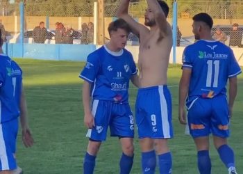 Con gol de Brian Uribe, Independiente le ganó por la mínima a Villa Díaz Vélez