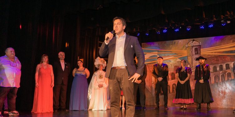 Arturo Rojas: “Hoy tenemos que trabajar más que nuca por una Patria grande, como ellos lo soñaron”