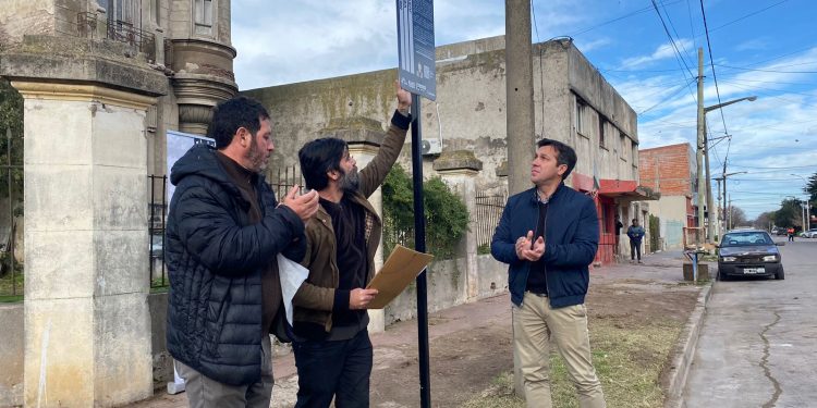 Colocaron nueva señalética en recuerdo de Alfredo Reim, desparecido durante la última dictadura