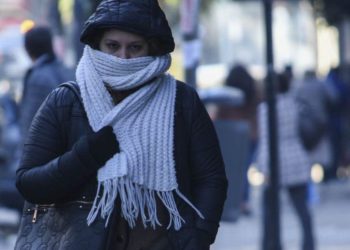 Hoy: gorro, bufanda y guantes