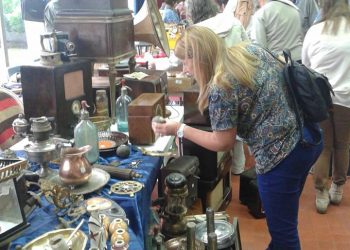 Vuelve la Feria de Cachivaches, Un roto para un descosido