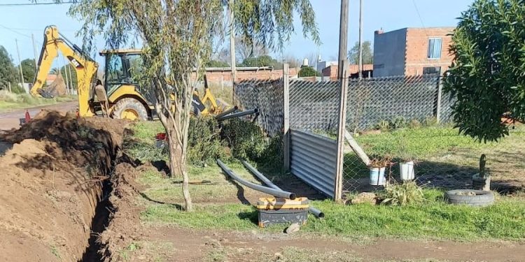 Comenzaron los trabajos de red de agua corriente en un amplio sector de Quequén