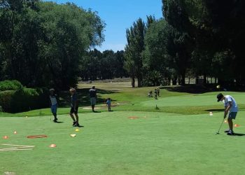 Jimena Martin: “El grupo Valientes cumplió 8 años en el Necochea Golf Club”