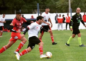 Seis adelantos del futbol local para este sábado