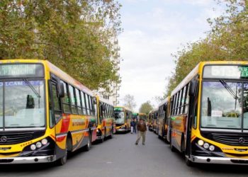 Se define hoy si mañana habrá paro de colectivos