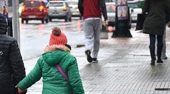 No le escatima el frío