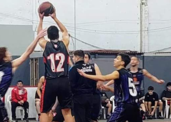 Villa del Parque ganó en Loberia y es finalista del basquet local