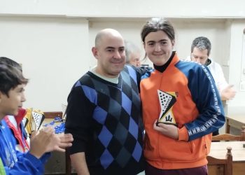 Jóvenes ajedrecistas en Tandil cumplieron una buena labor