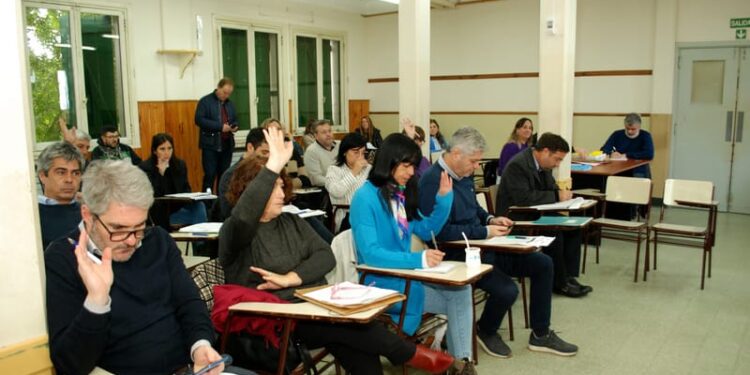 En la subsede Quequén de la Unicen se reunió el Concejo Deliberante