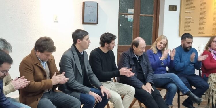 El fundador de Cambiemos acompaña a Unibaso