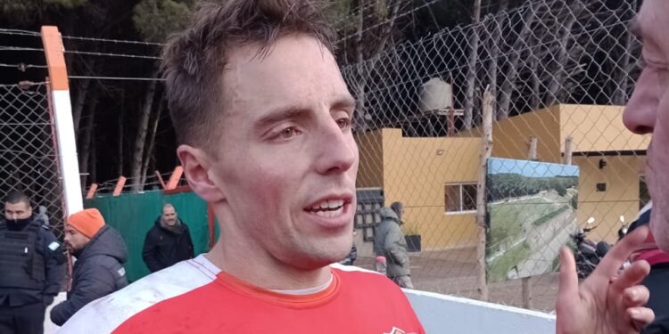 Fernando Montes: “El primer objetivo de Villa Diaz Vélez es clasificar, después veremos”