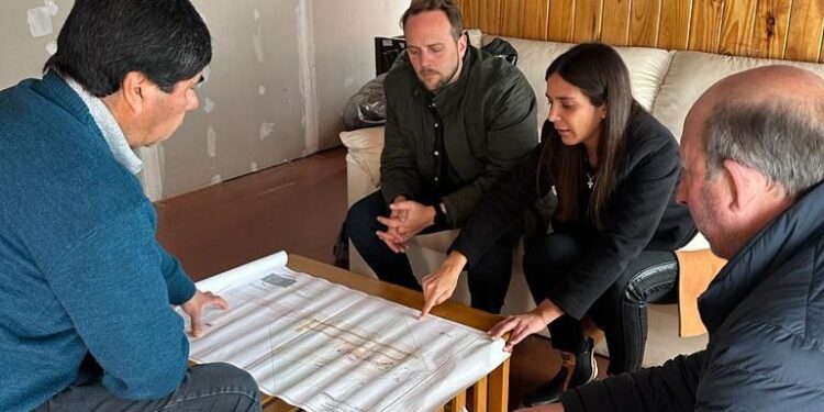 Vallota: “Poner operativo al aeropuerto local será una prioridad para nuestra gestión”
