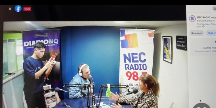 Seguinos en vivo! Necradio 98.3. A través del Face y en agenda necochense