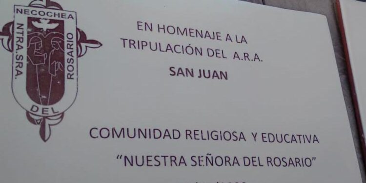 Este martes se inaugura un mural en la Plaza Dardo Rocha por los tripulantes del ARA San Juan