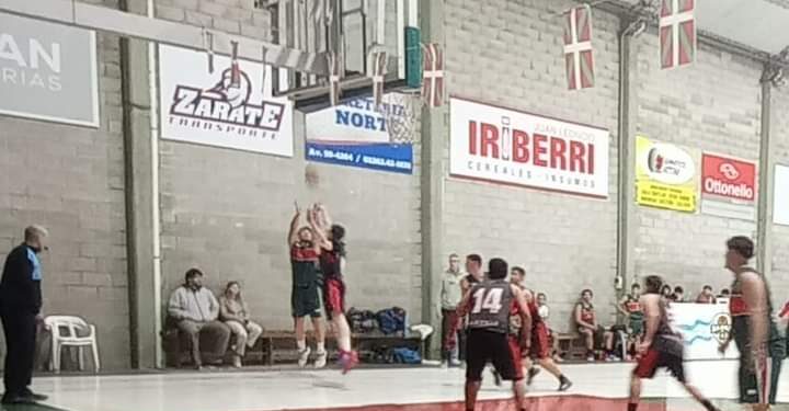 Centro Vasco también es puntero del basquet local luego de derrotar a Huracán