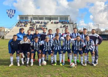 Ganaron Rivadavia y el Defe de Quequén. Gran empate de Huracán ante Independiente (SC). Hoy 3 partidos