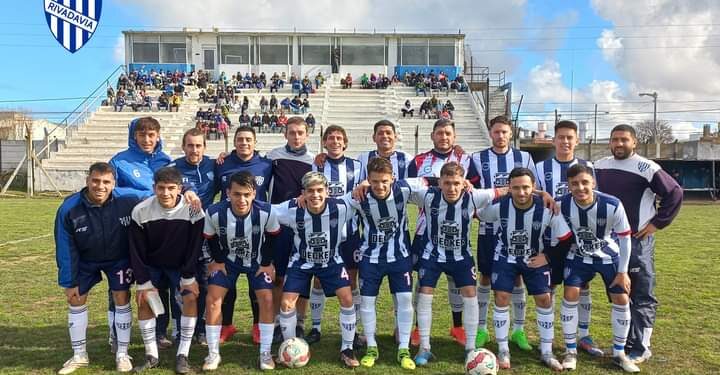 Ganaron Rivadavia y el Defe de Quequén. Gran empate de Huracán ante Independiente (SC). Hoy 3 partidos