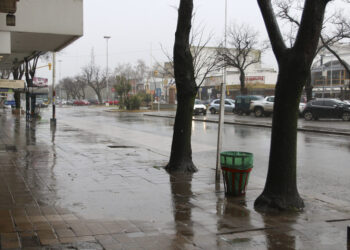 Viento, frío y lluvia para éste sábado