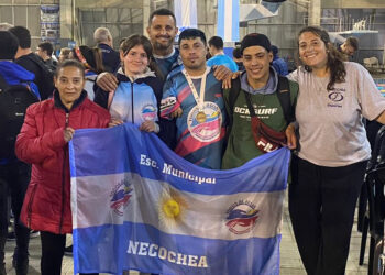 La Escuela Municipal “Todos al Agua” le aportó tres medallas doradas a Necochea en los Juegos Bonaerenses