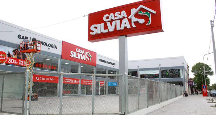 Casa Silvia en la busqueda de personal