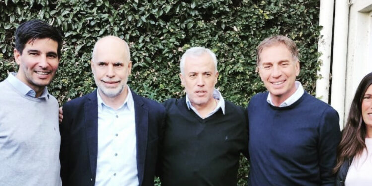 Cambio de planes. Quién metió la cola? Bullrich no va a lo de Migueles. Conferencia en Fedra.