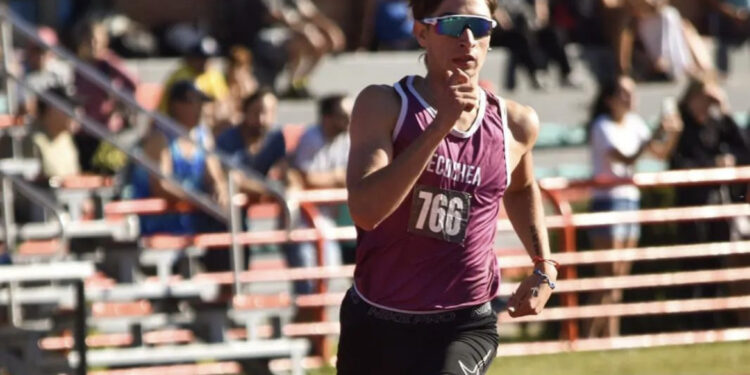 Santino Marchetti, participó entre los mejores atletas argentinos del Meeting de Rosario