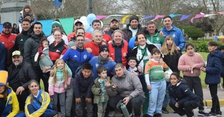 “Nos ponemos la Camiseta de las Infancias”, marcado éxito de evento organizado por peñas locales