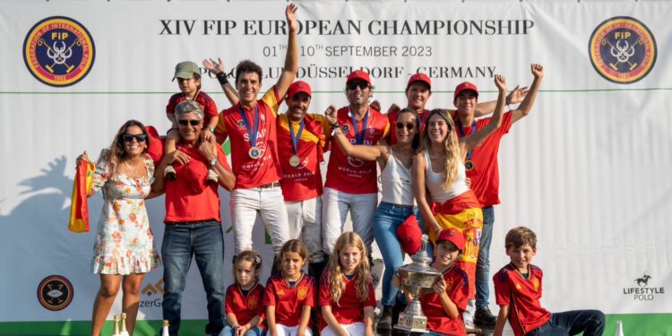 El necochense Manu López, Campeón en España en Polo