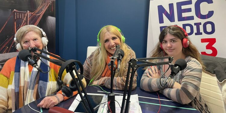 Las musas del teatro Crisálida que dirige Belen Serre Suare