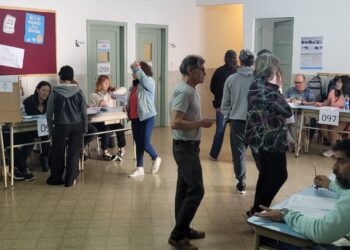 Las elecciones ya estan marcha. Se elige Presidente, Gobernador e Intendente