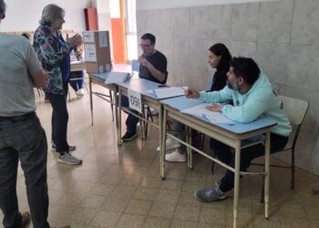 Las elecciones ya estan marcha. Se elige Presidente, Gobernador e Intendente
