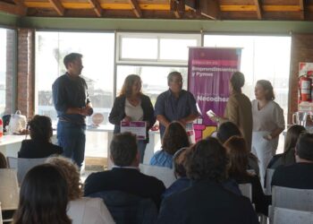 Se entregaron diplomas del Programa Emprender y cinco proyectos fueron subsidiados con $140 mil